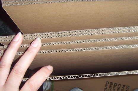 瓦楞纸板的特殊结构