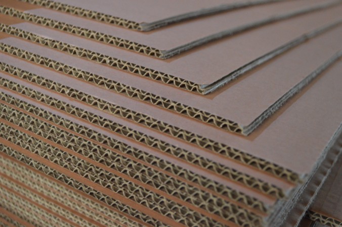 影响瓦楞纸板平整度的原因在哪